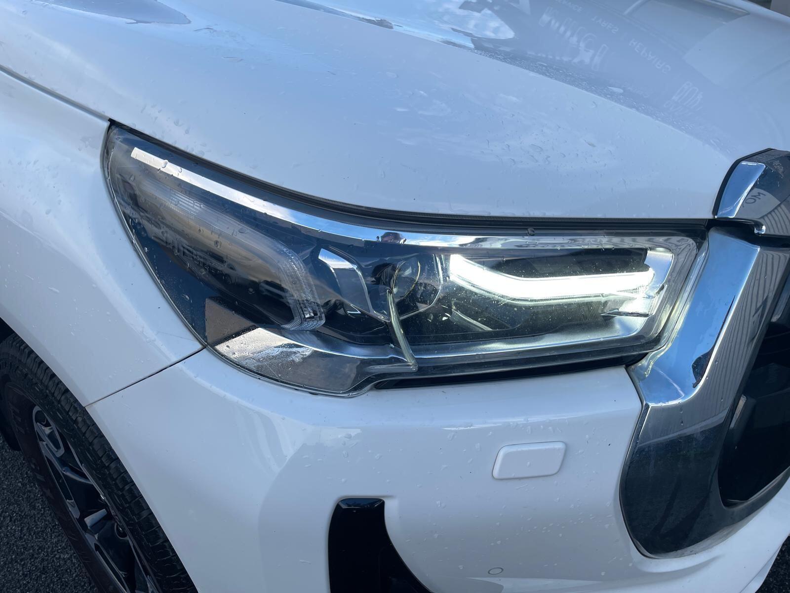 Toyota Hilux - image 29